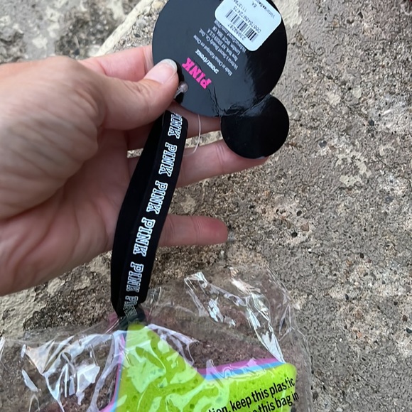 New Pink Loofah - Picture 5 of 9